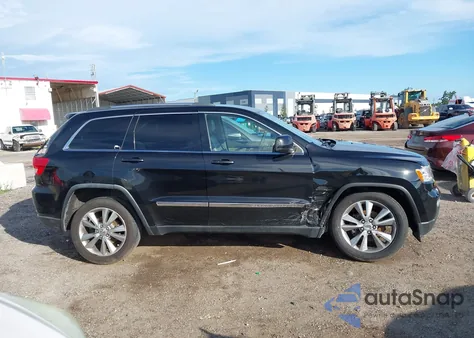 2013 Jeep Grand Cherokee Laredo z USA, uszkodzony, nr VIN 1C4RJFAG0DC581233